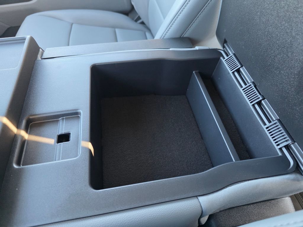 New 2026 Ford F350 XL w/ XL Chrome Package image 65