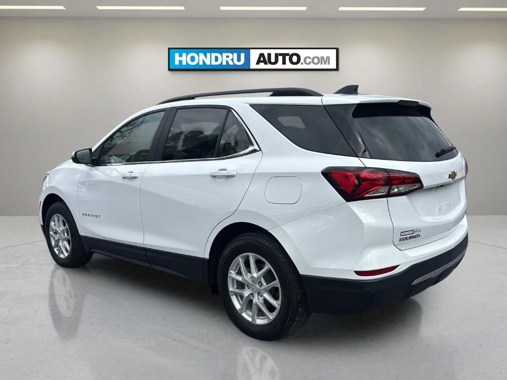 Used 2023 Chevrolet Equinox LT AWD/4WD image 3