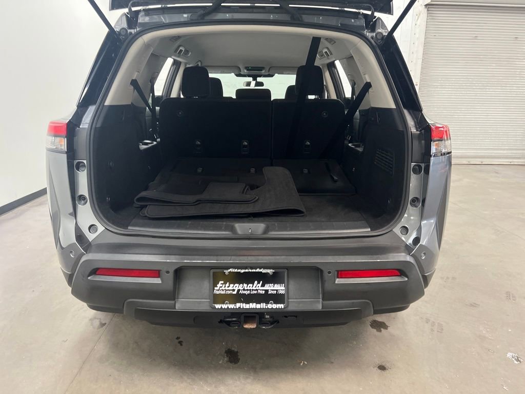 Used 2022 Nissan Pathfinder SV image 26
