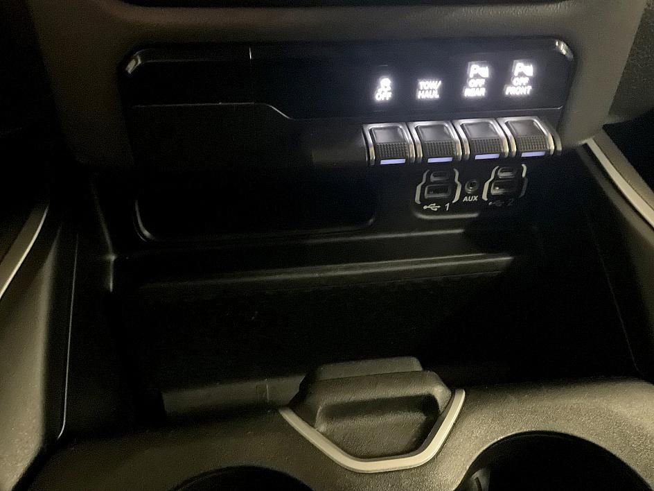Used 2020 RAM 1500 Big Horn image 25