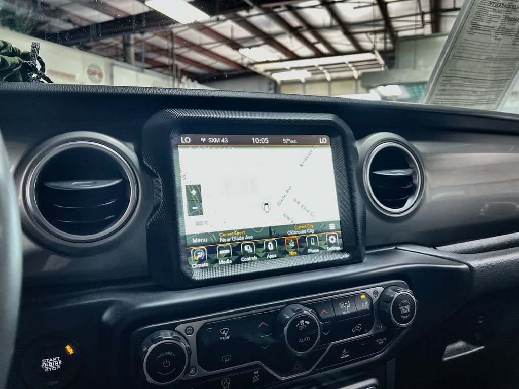 Used 2023 Jeep Gladiator Overland AWD/4WD image 30