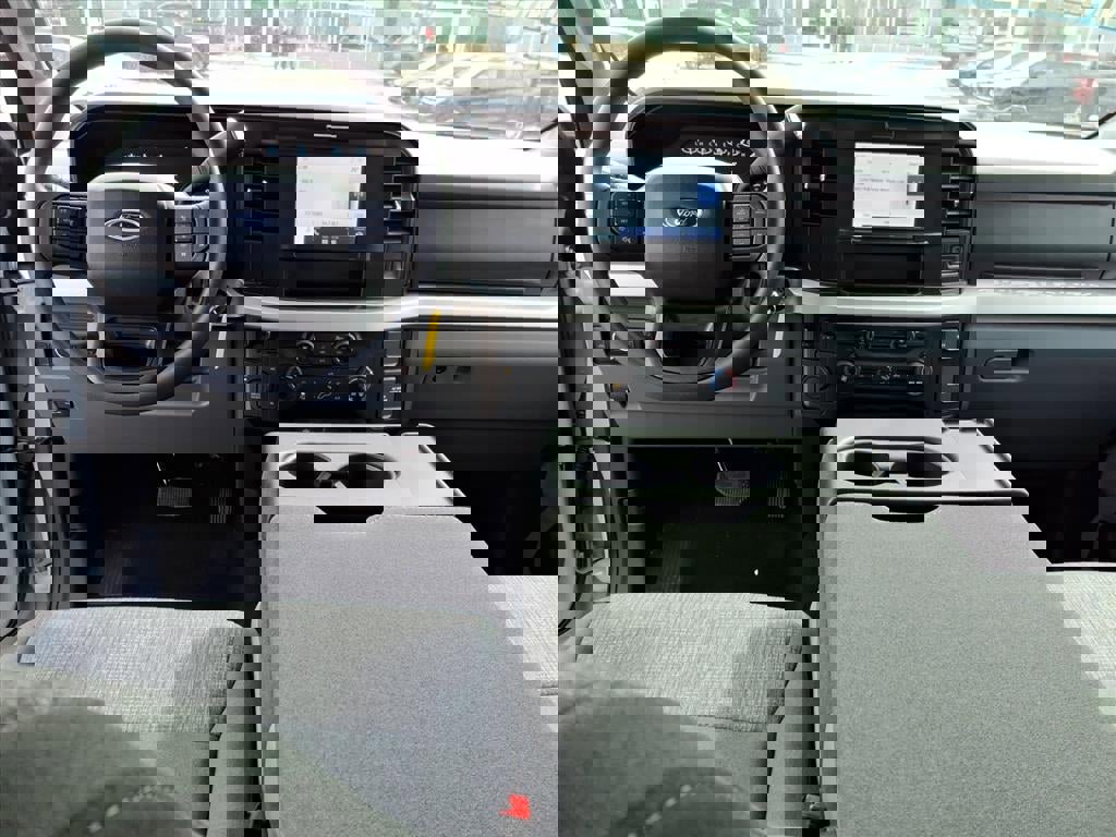 Certified 2025 Ford F250 XLT image 14