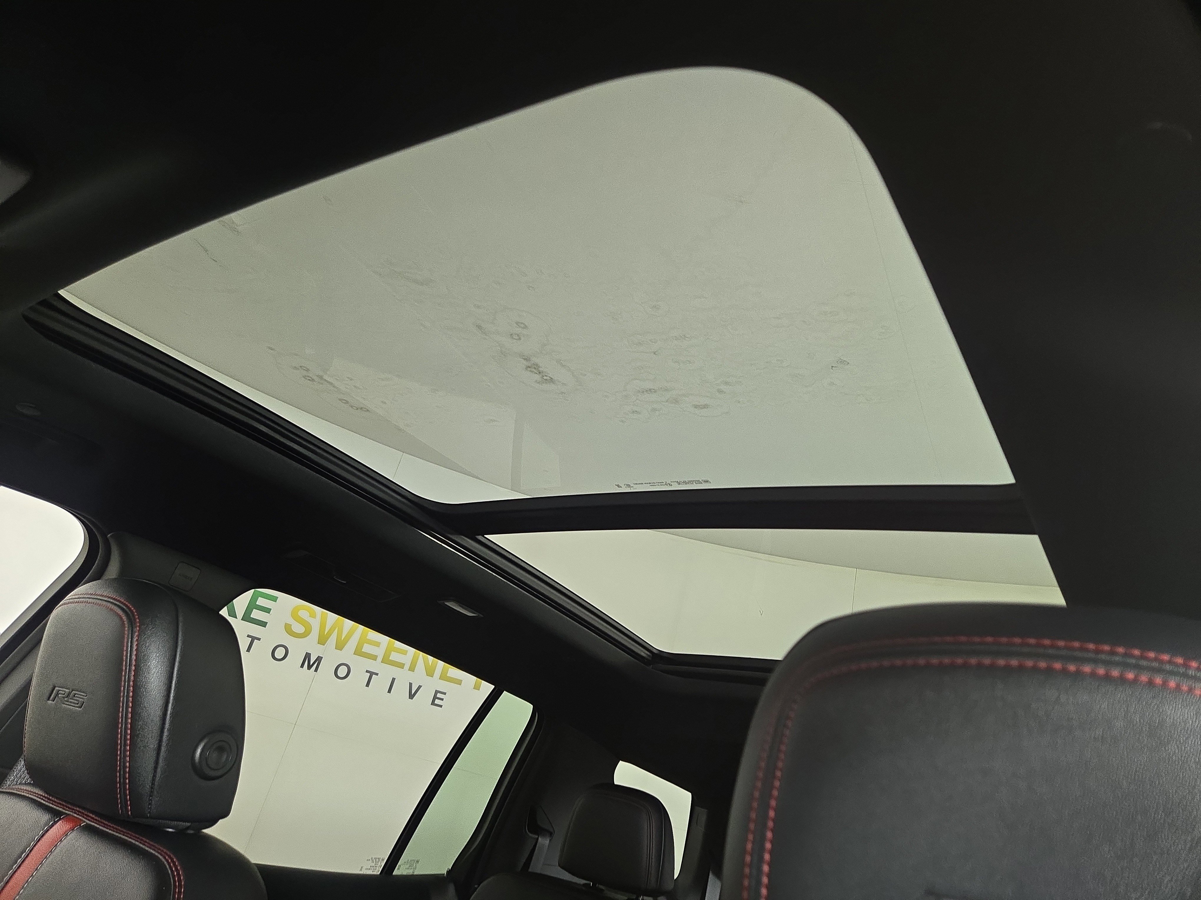 Certified 2025 Chevrolet Traverse RS w/ LPO, Floor Liner Package AWD/4WD image 23