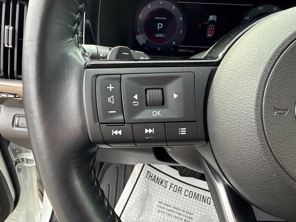 Used 2024 Nissan Pathfinder Platinum w/ Cargo Package AWD/4WD image 31