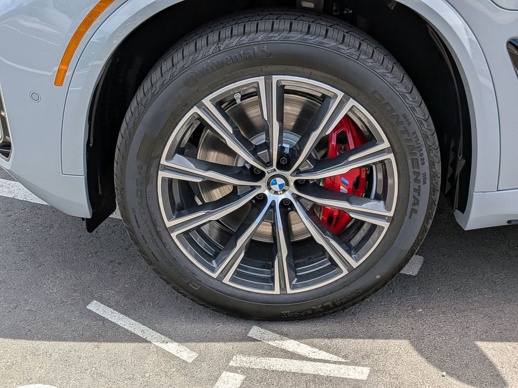 New 2026 BMW X5 xDrive50e image 24