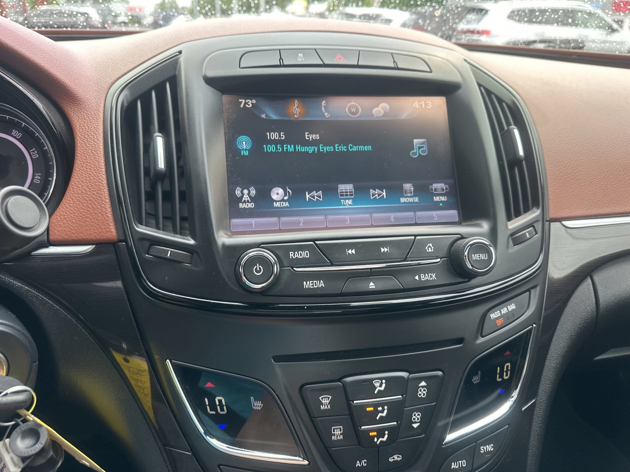 Used 2017 Buick Regal Sport Touring FWD image 23