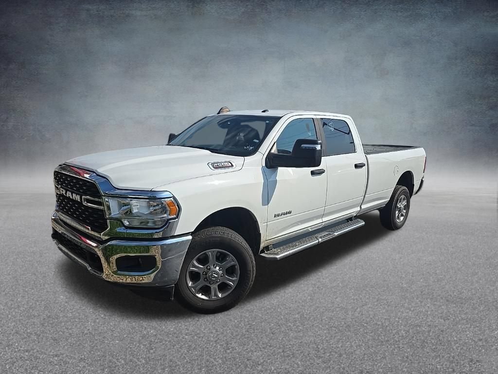 Used 2024 RAM 2500 Big Horn AWD/4WD image 4