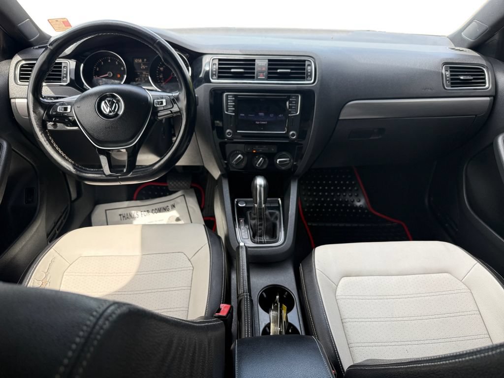 Used 2016 Volkswagen Jetta Sport FWD image 10