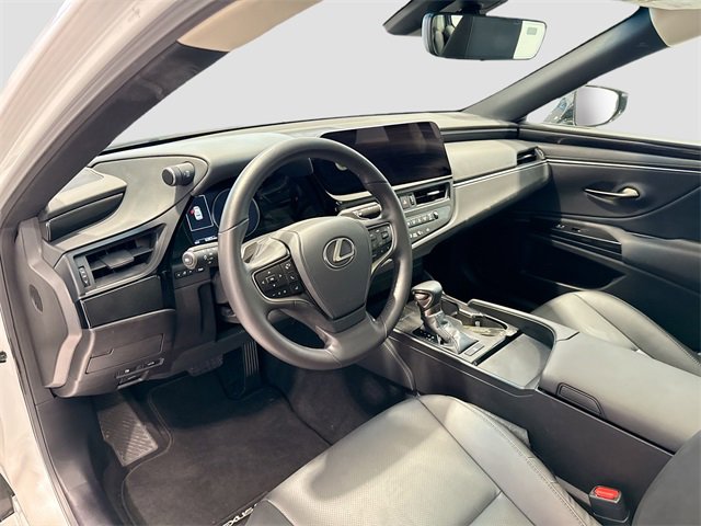Used 2025 Lexus ES 350 image 8