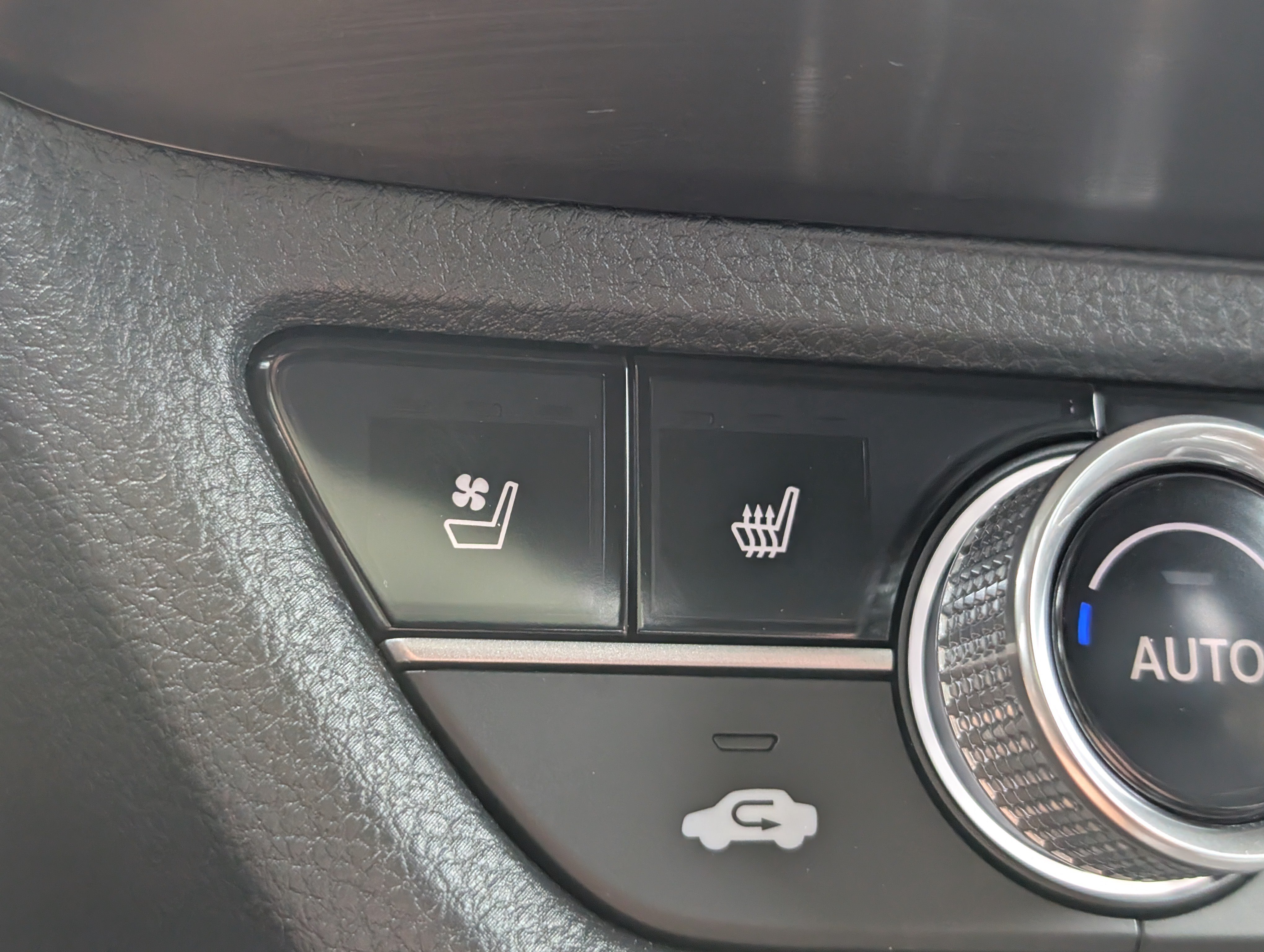 Certified 2025 Acura ADX A-Spec AWD/4WD image 18