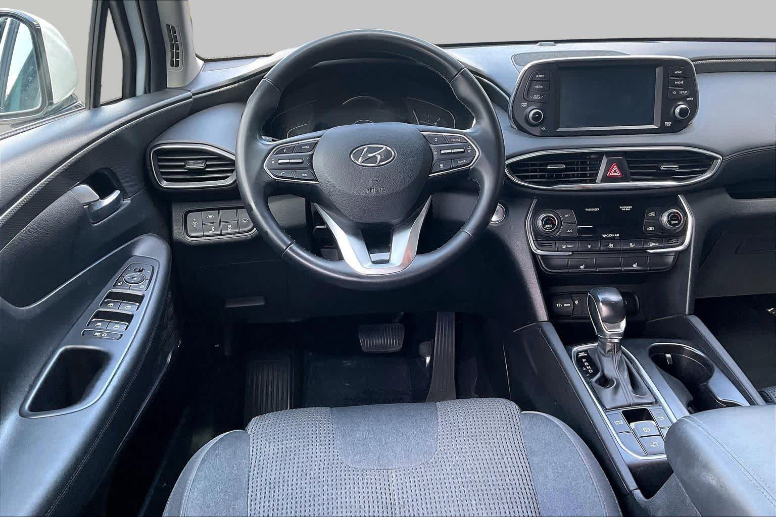 Used 2020 Hyundai Santa Fe SEL w/ Convenience Package FWD image 6