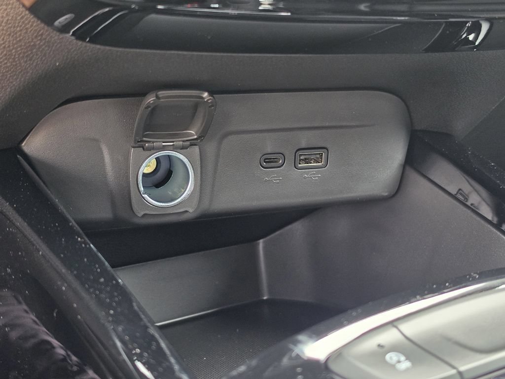 New 2026 Chevrolet Trax ACTIV w/ Driver Confidence Package FWD image 28