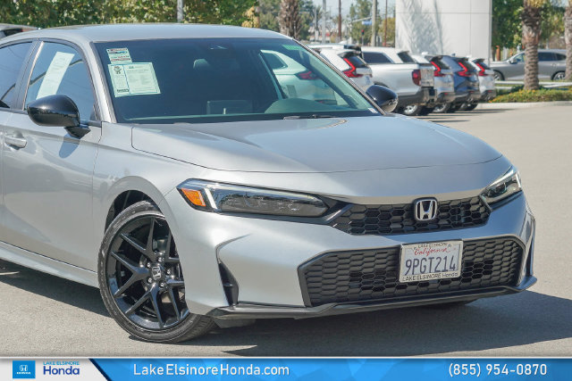 Used 2025 Honda Civic Sport image 2
