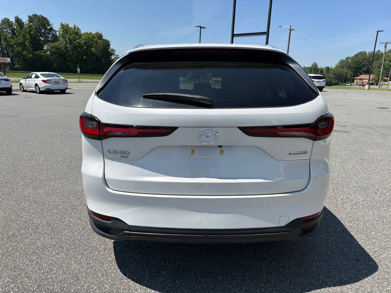 Used 2024 MAZDA CX-90 Plug-In Hybrid w/ Preferred AWD/4WD image 6