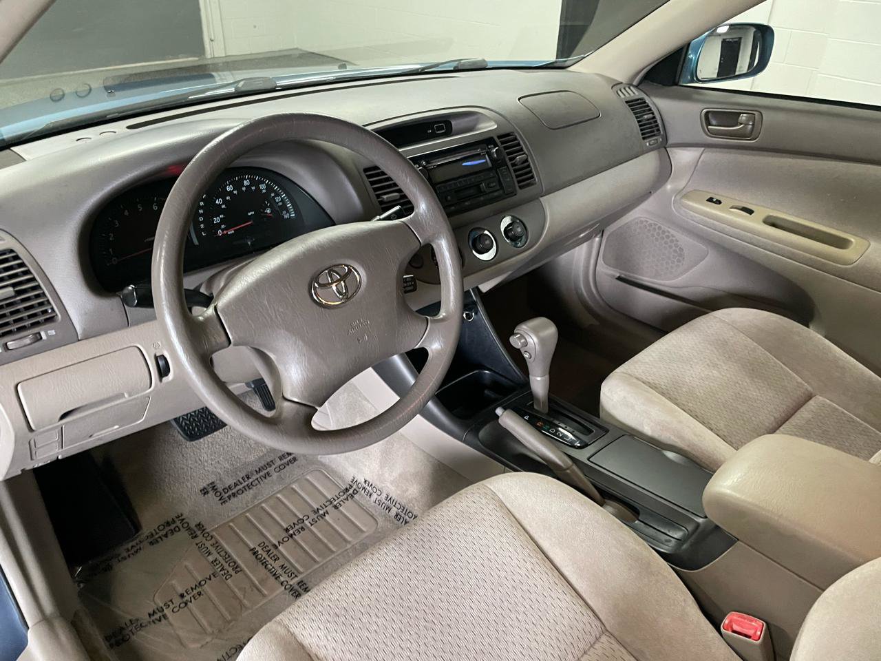 Used 2004 Toyota Camry LE FWD image 14