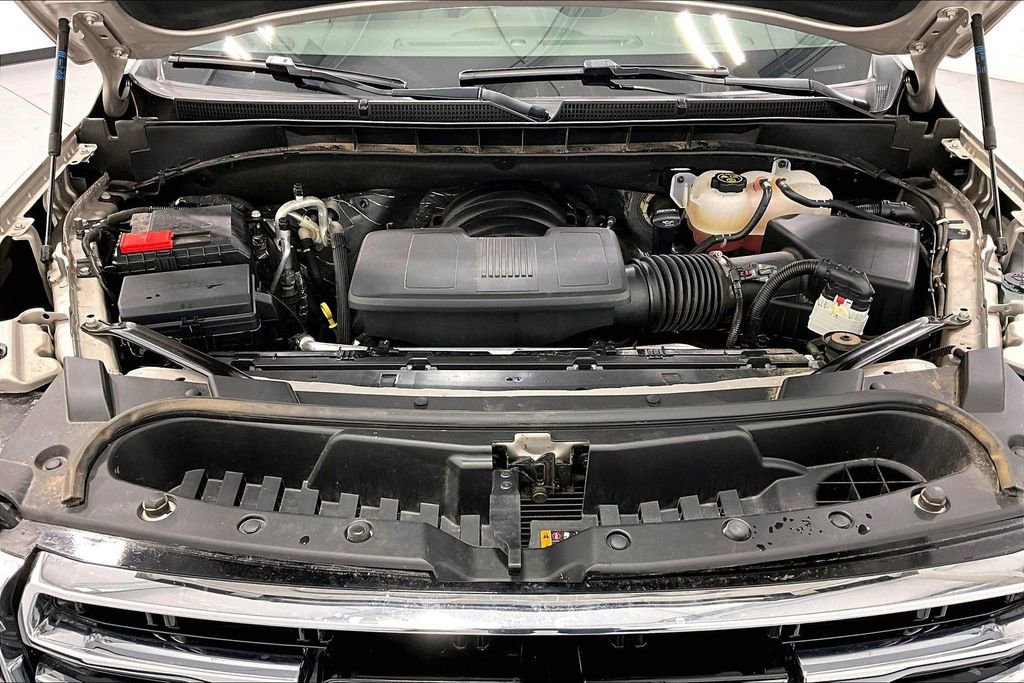 Used 2023 GMC Yukon SLT w/ SLT Luxury Package image 12