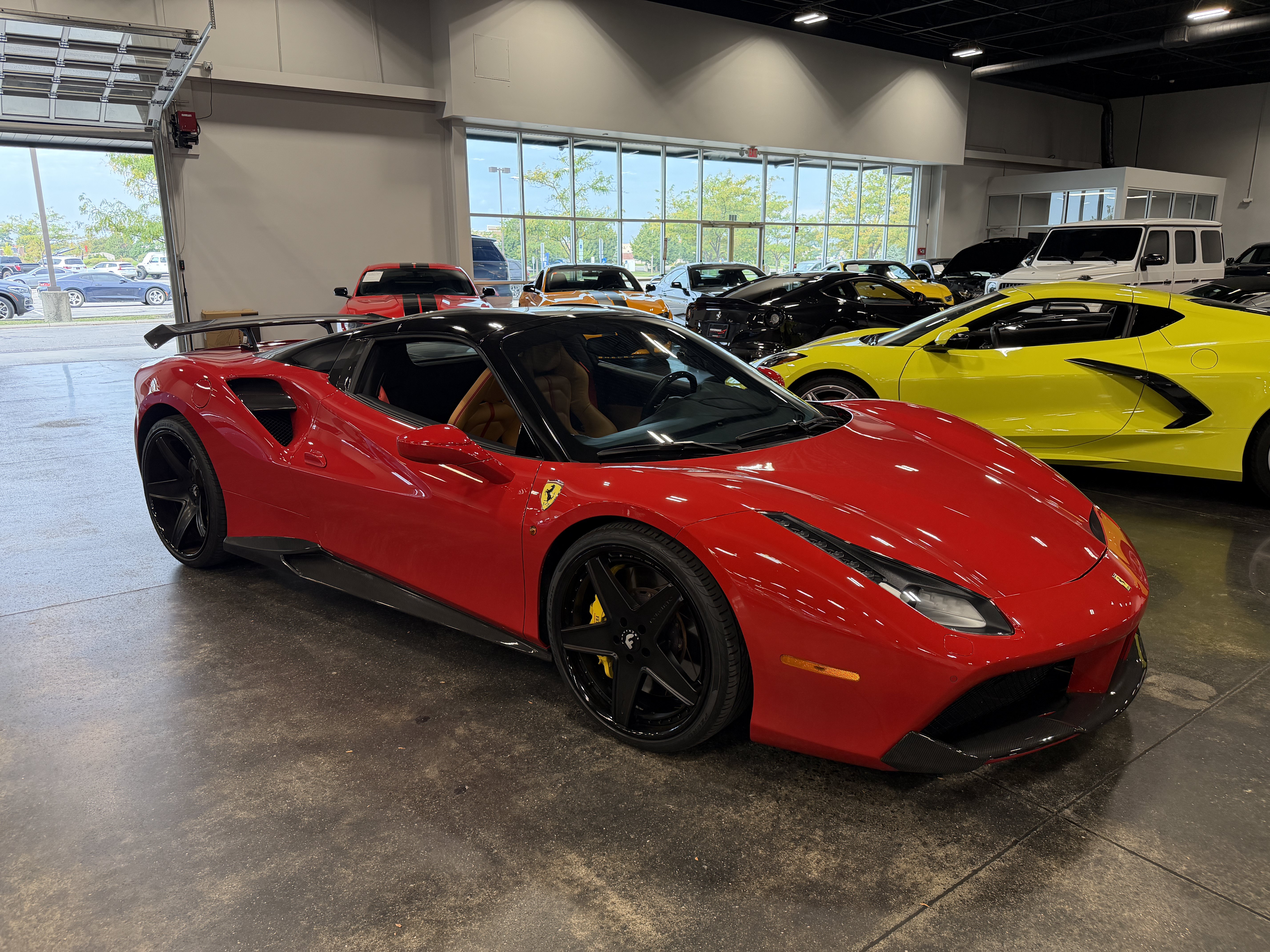 Used 2019 Ferrari 488 Spider RWD image 2