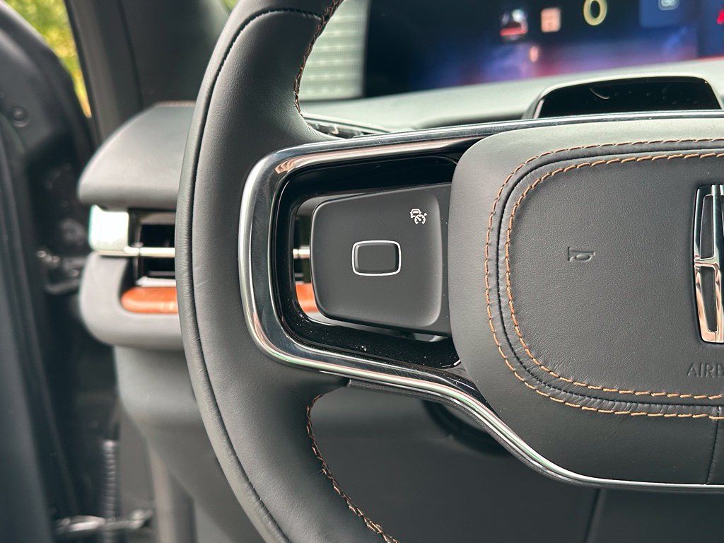 New 2027 Lincoln Navigator L Black Label AWD/4WD image 9