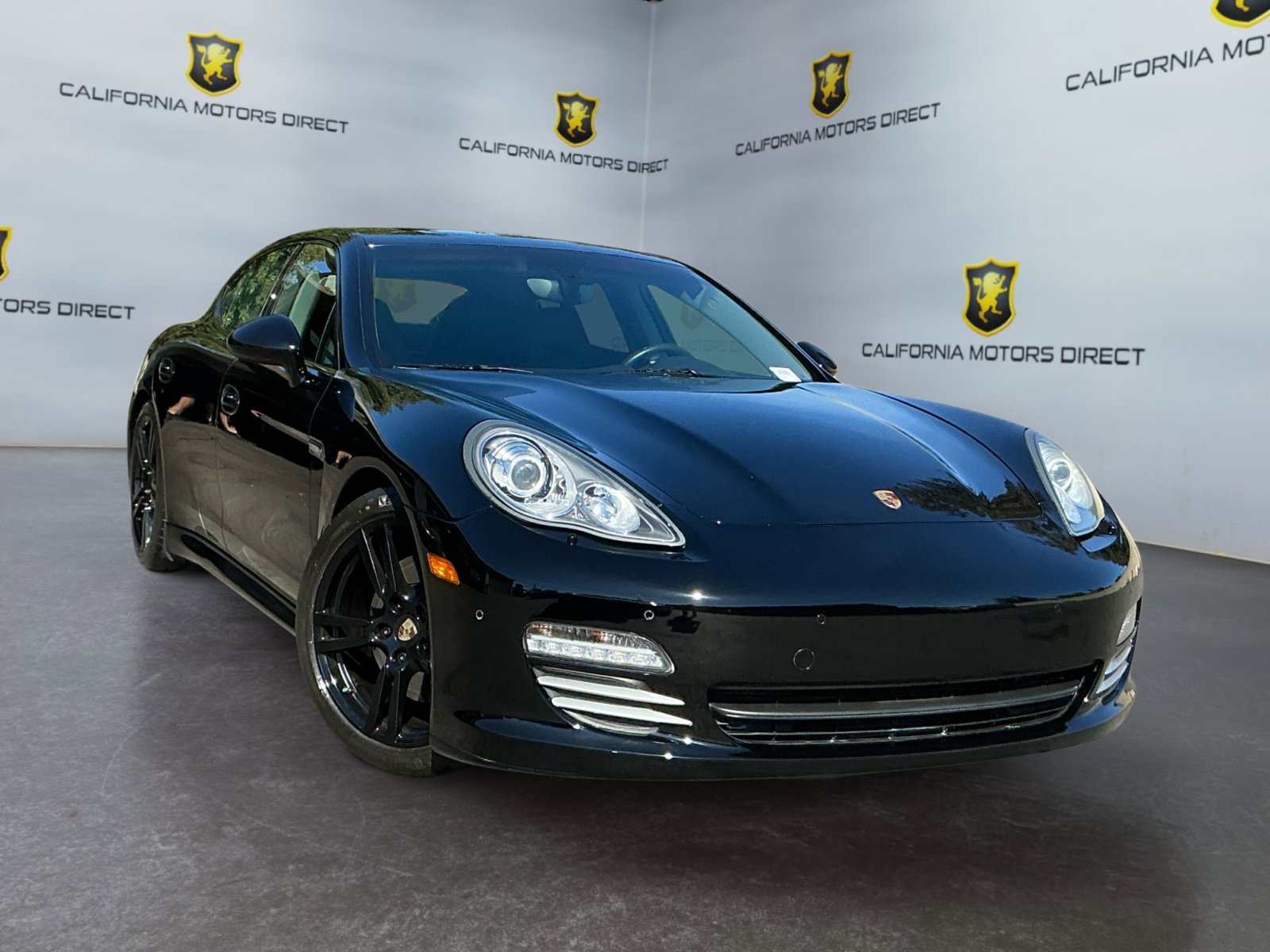 Used 2013 Porsche Panamera S image 3