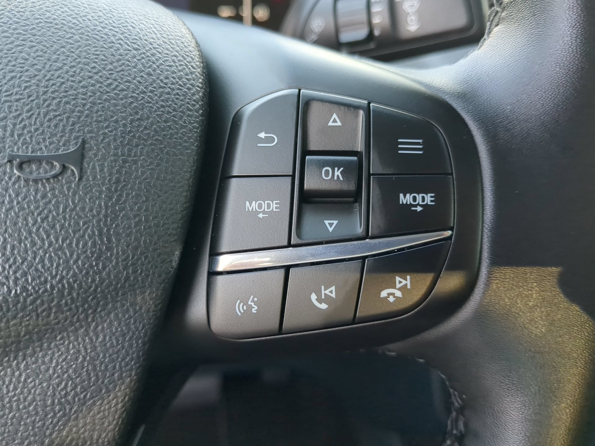 New 2026 Ford Maverick XLT w/ XLT Luxury Package FWD image 68
