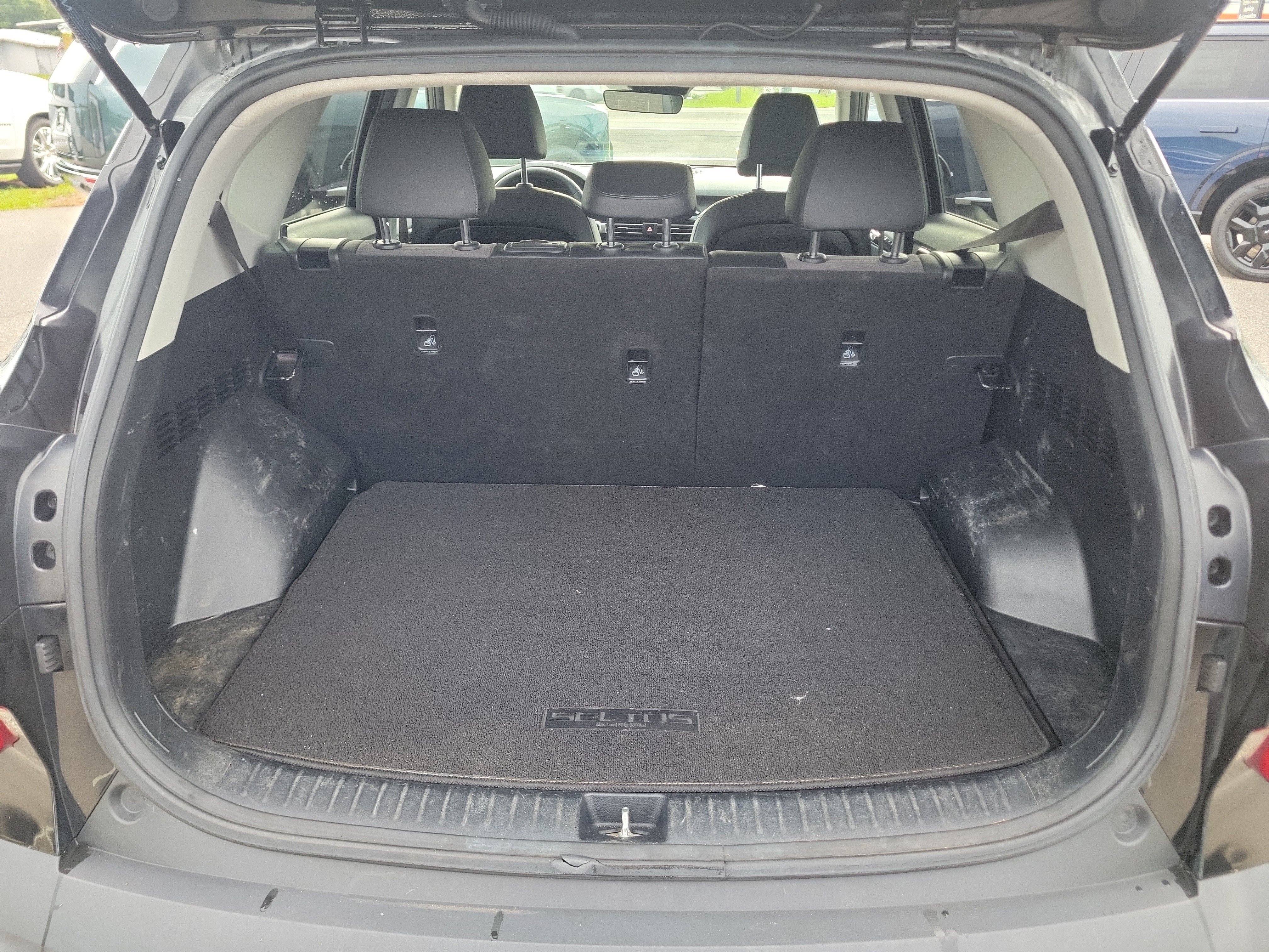 Used 2022 Kia Seltos S FWD image 14