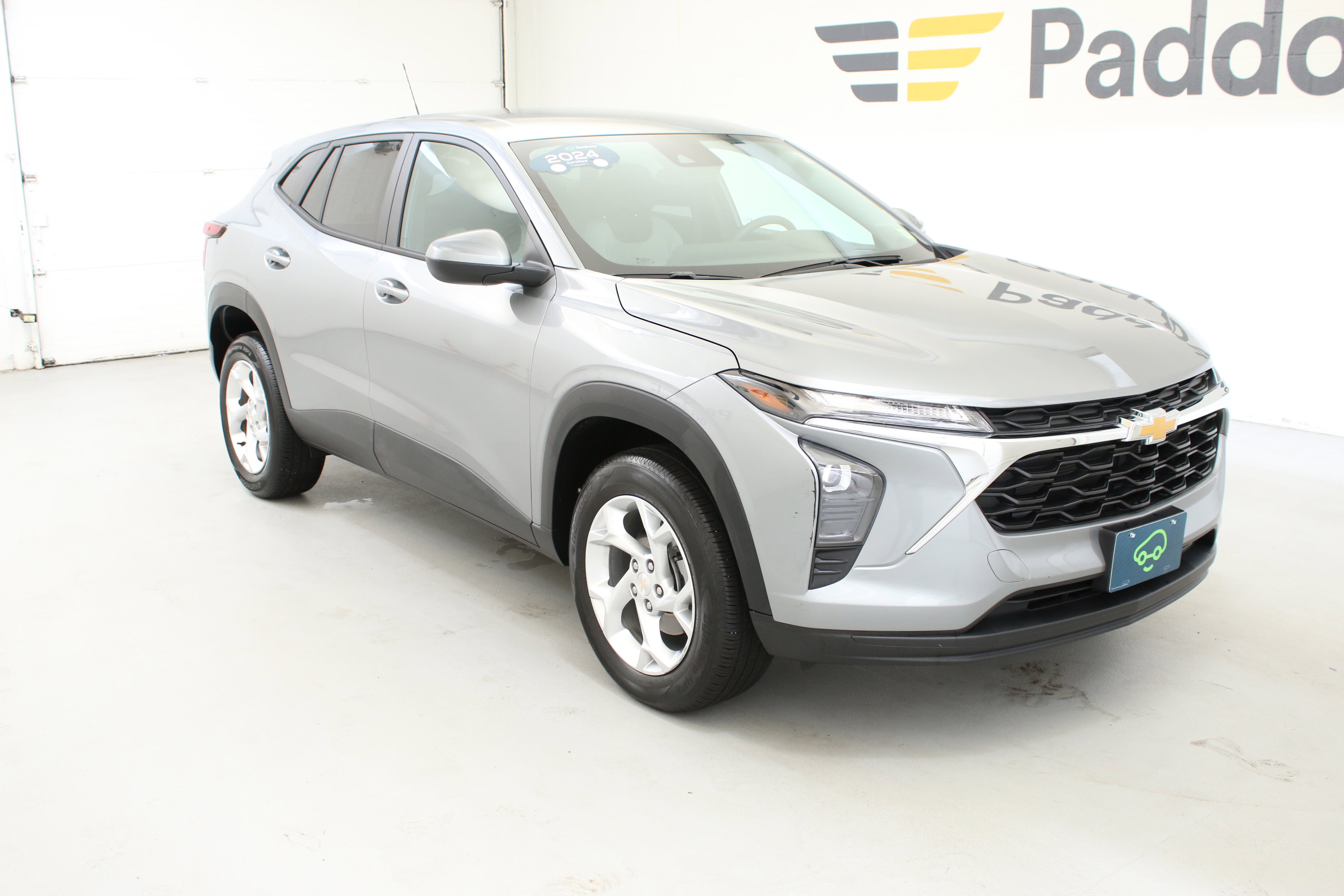 Certified 2024 Chevrolet Trax LS w/ LS Convenience Package FWD image 2