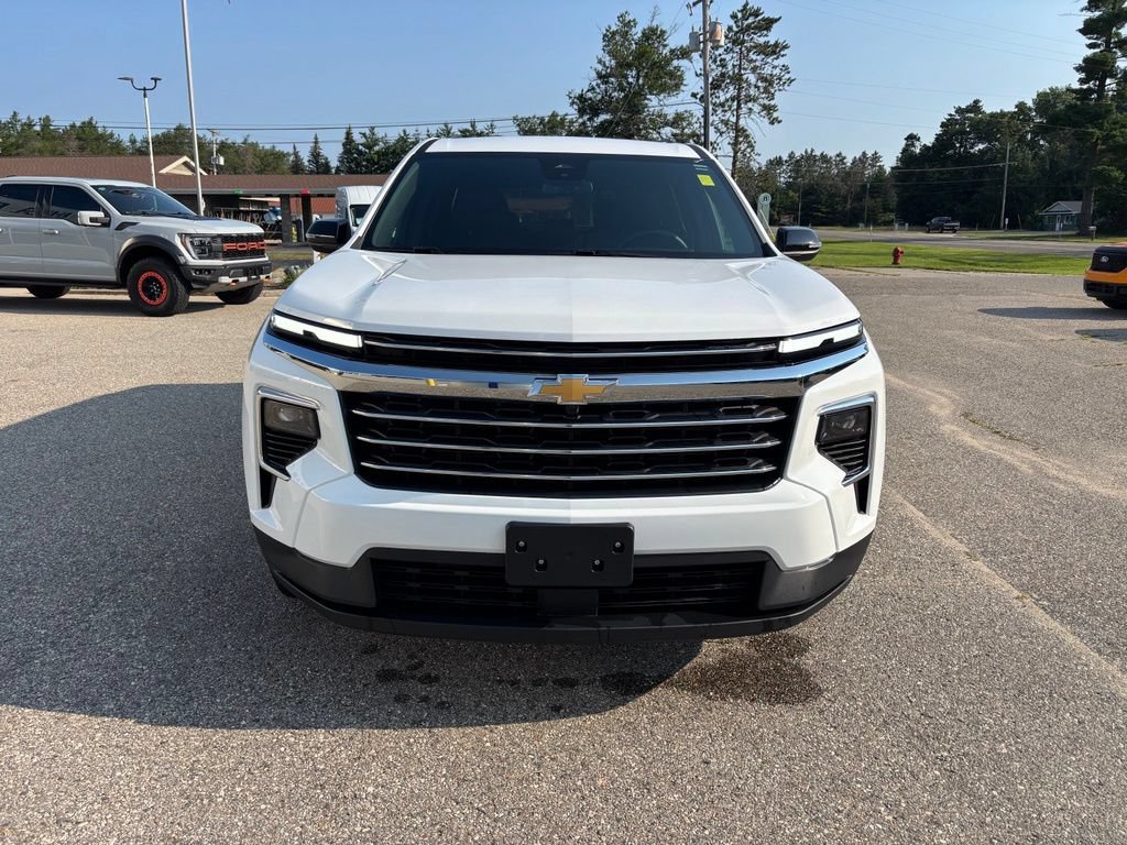Used 2026 Chevrolet Traverse LT AWD/4WD image 8