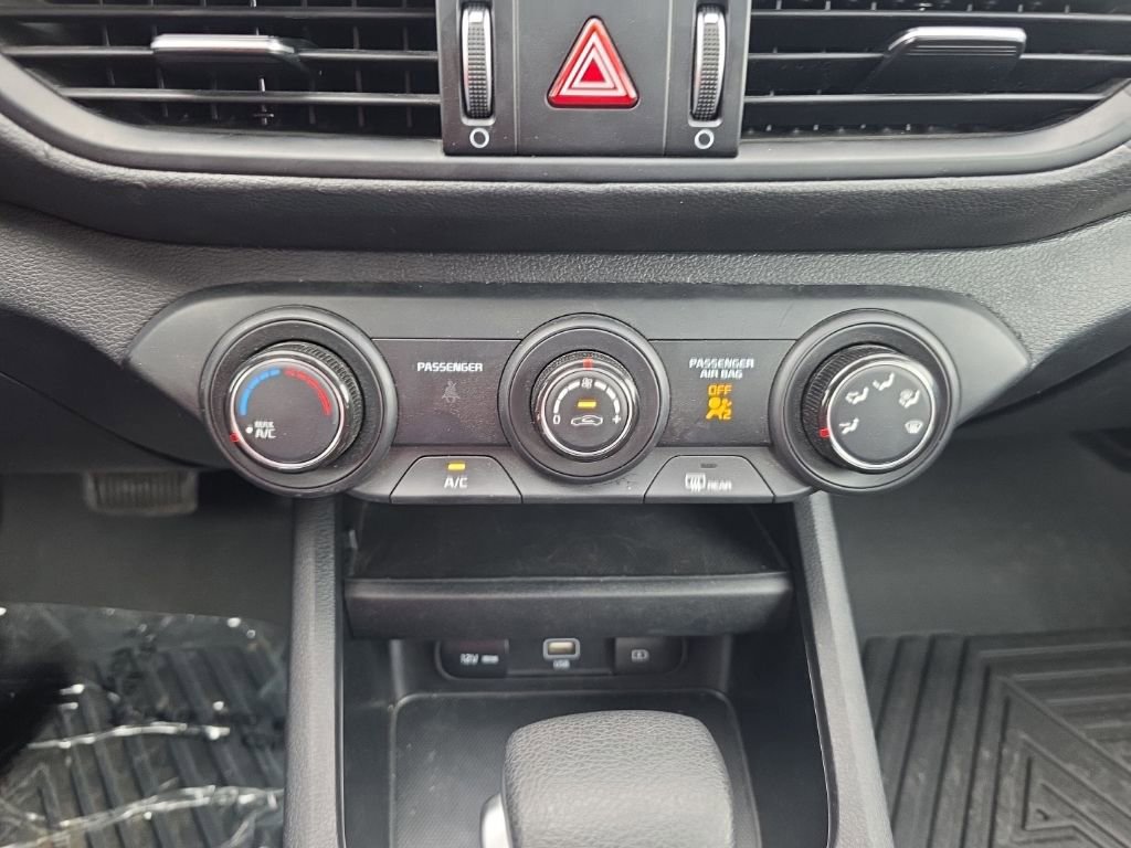 Used 2024 Kia Forte LXS image 23