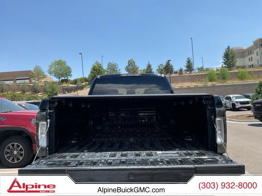 Used 2017 Ford F350 XLT w/ XLT Premium Package AWD/4WD image 20