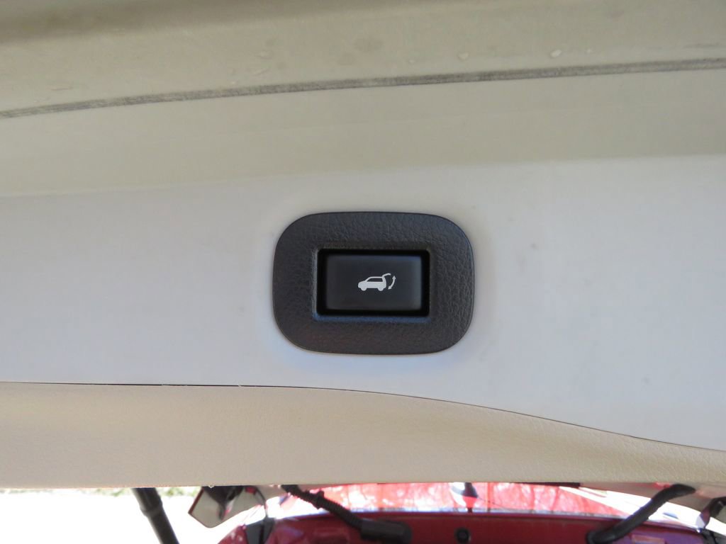 Used 2016 Nissan Rogue SL w/ SL Premium Package AWD/4WD image 18