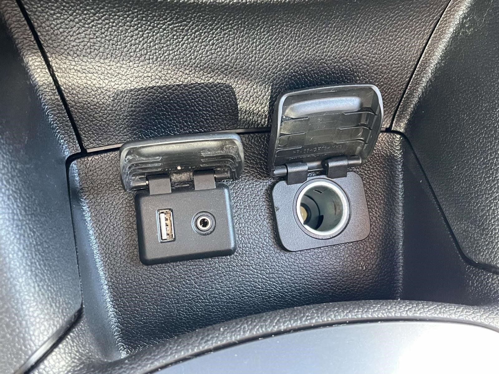 Used 2018 Chevrolet Cruze LT w/ Sun And Sound Package image 34