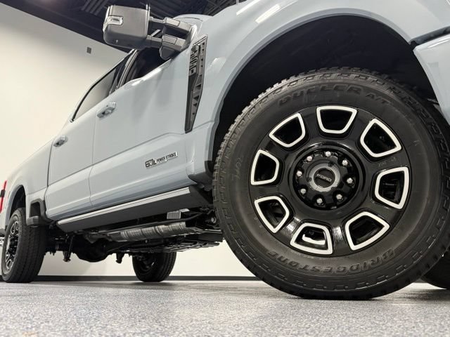 New 2026 Ford F250 Platinum w/ FX4 Off-Road Package AWD/4WD image 3