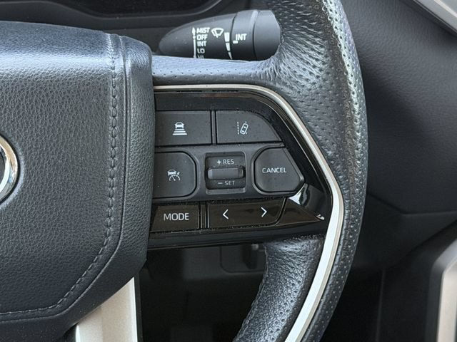 Used 2024 Toyota Tundra Limited AWD/4WD image 15