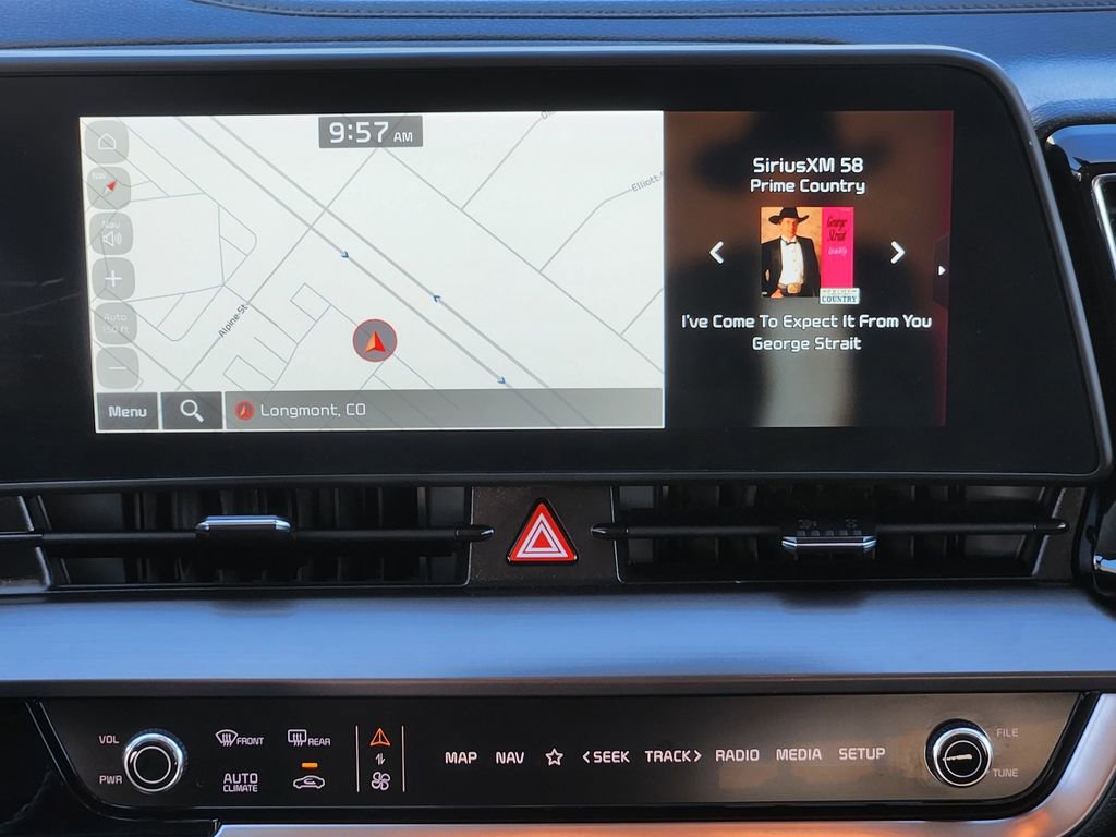 Used 2025 Kia Sportage EX image 20