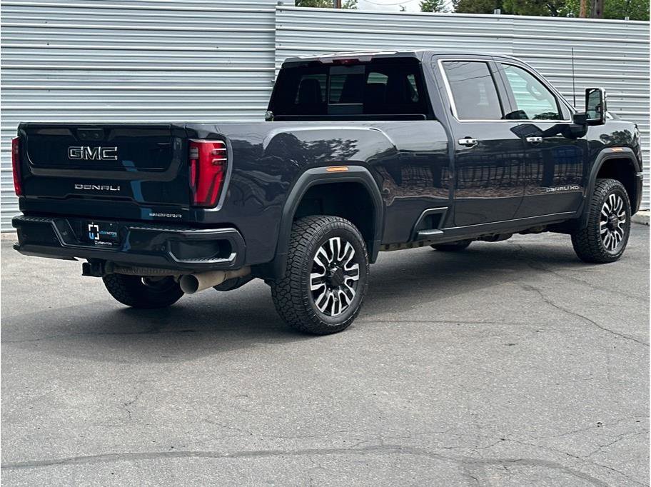 Used 2024 GMC Sierra 2500 Denali Ultimate w/ Max Trailering Package image 3