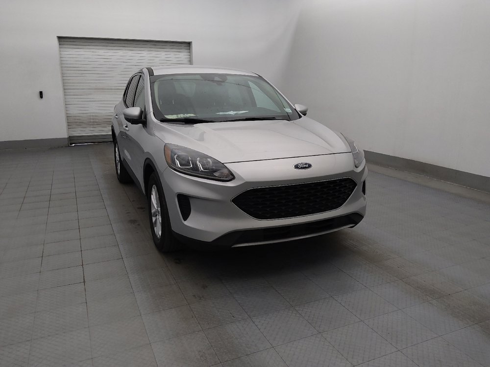 Used 2020 Ford Escape SE image 14