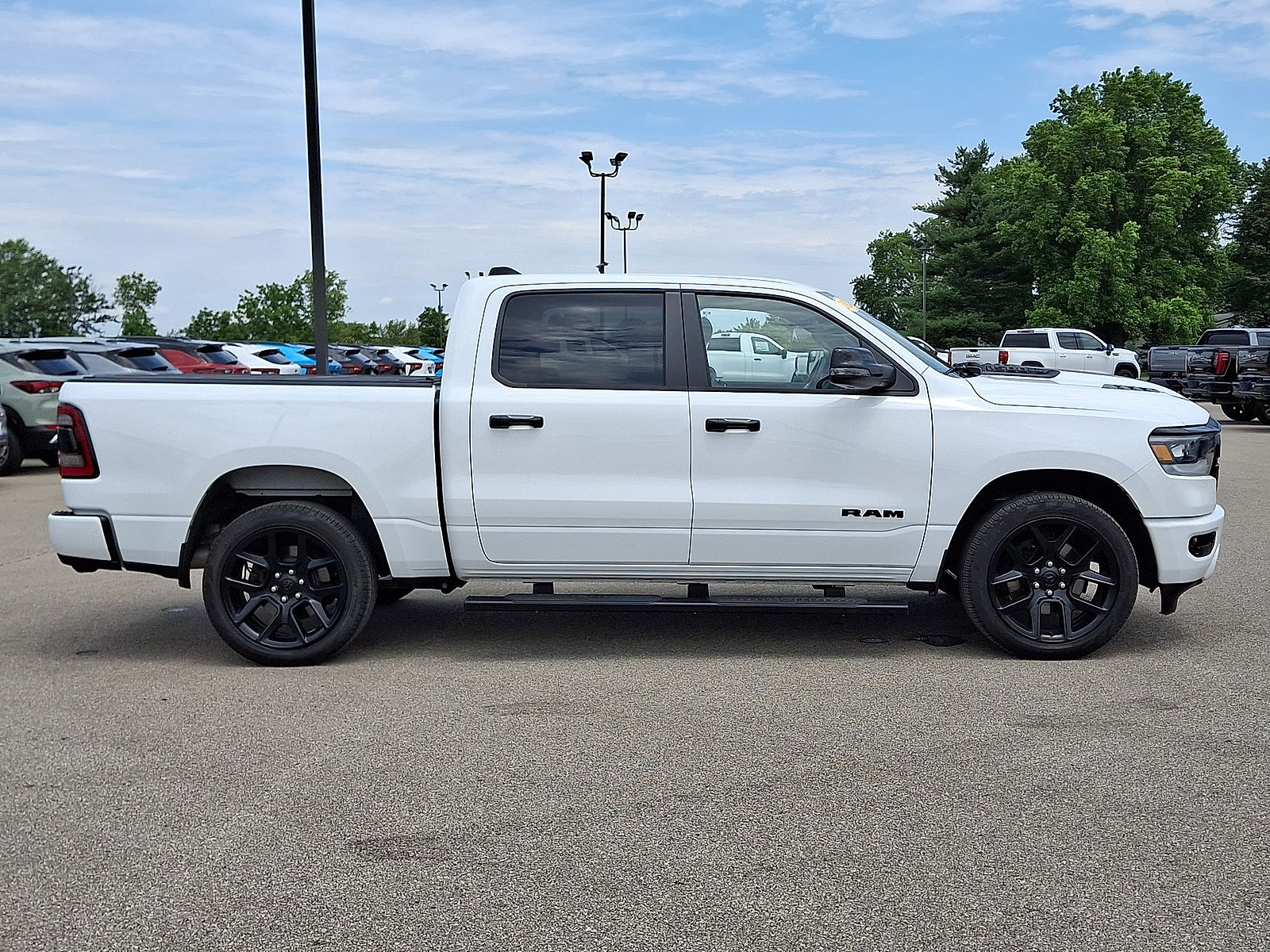 Used 2024 RAM 1500 Laramie AWD/4WD image 26