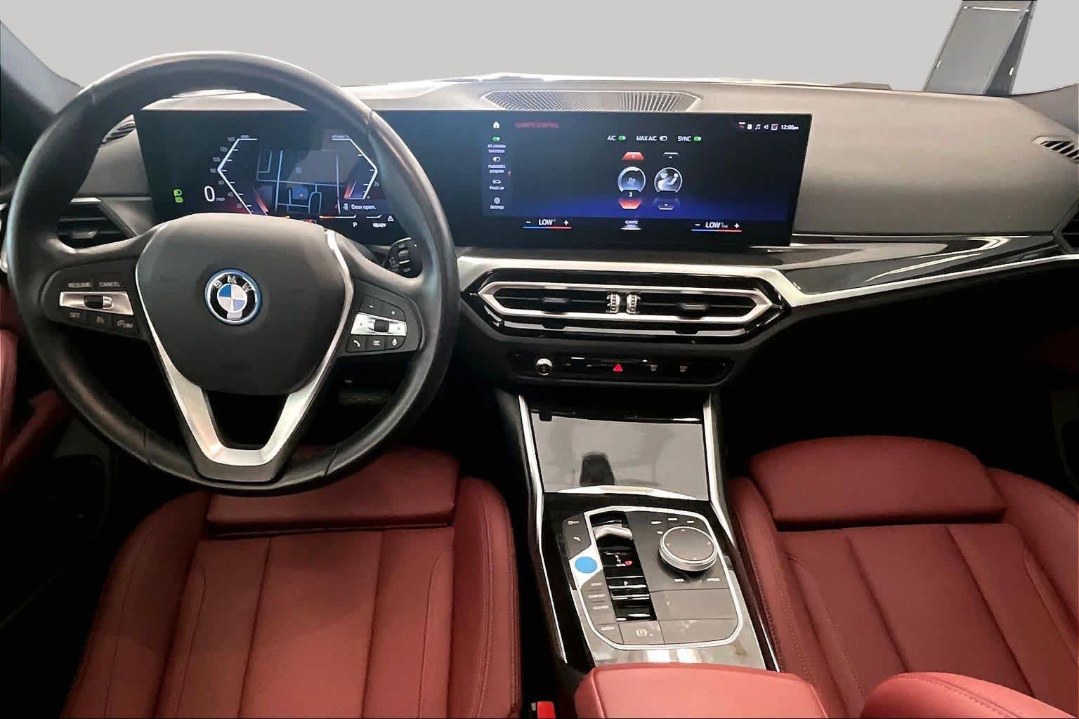 Used 2023 BMW i4 eDrive35 RWD image 14