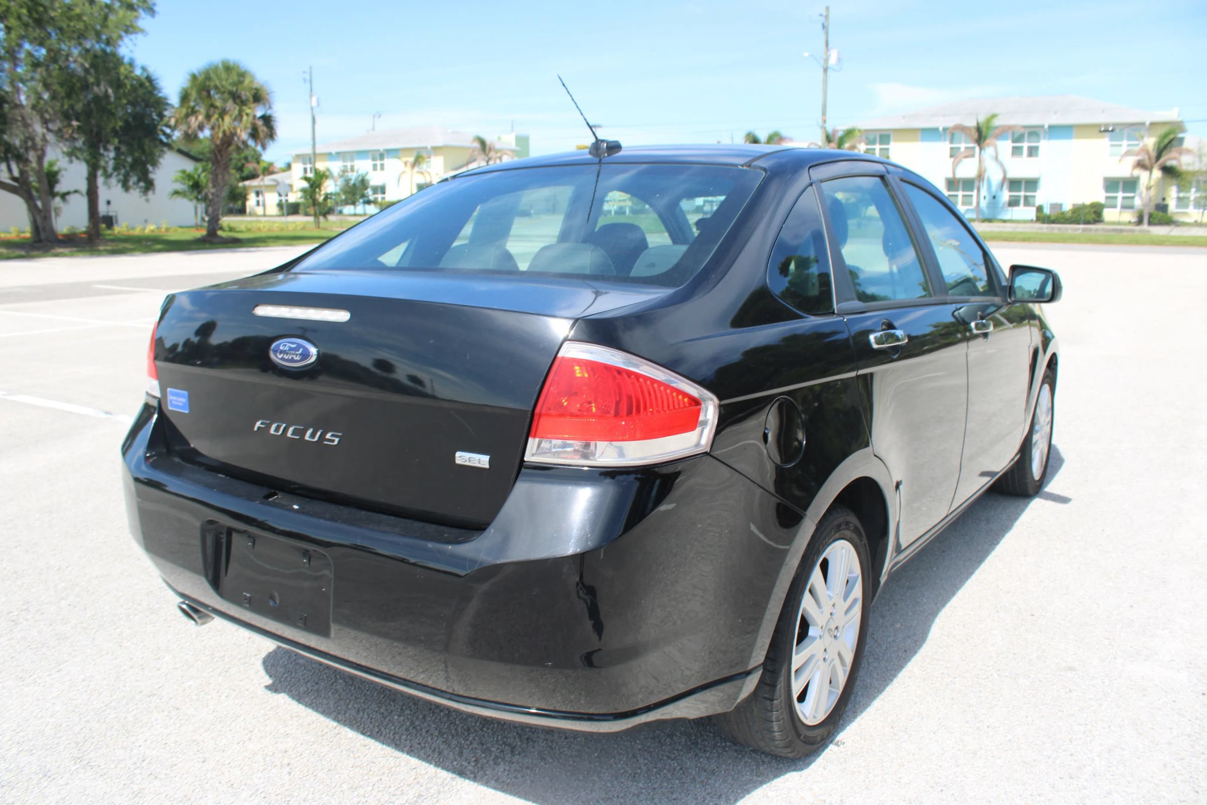 Used 2011 Ford Focus SEL w/ 301A Rapid Spec Order Code FWD image 22