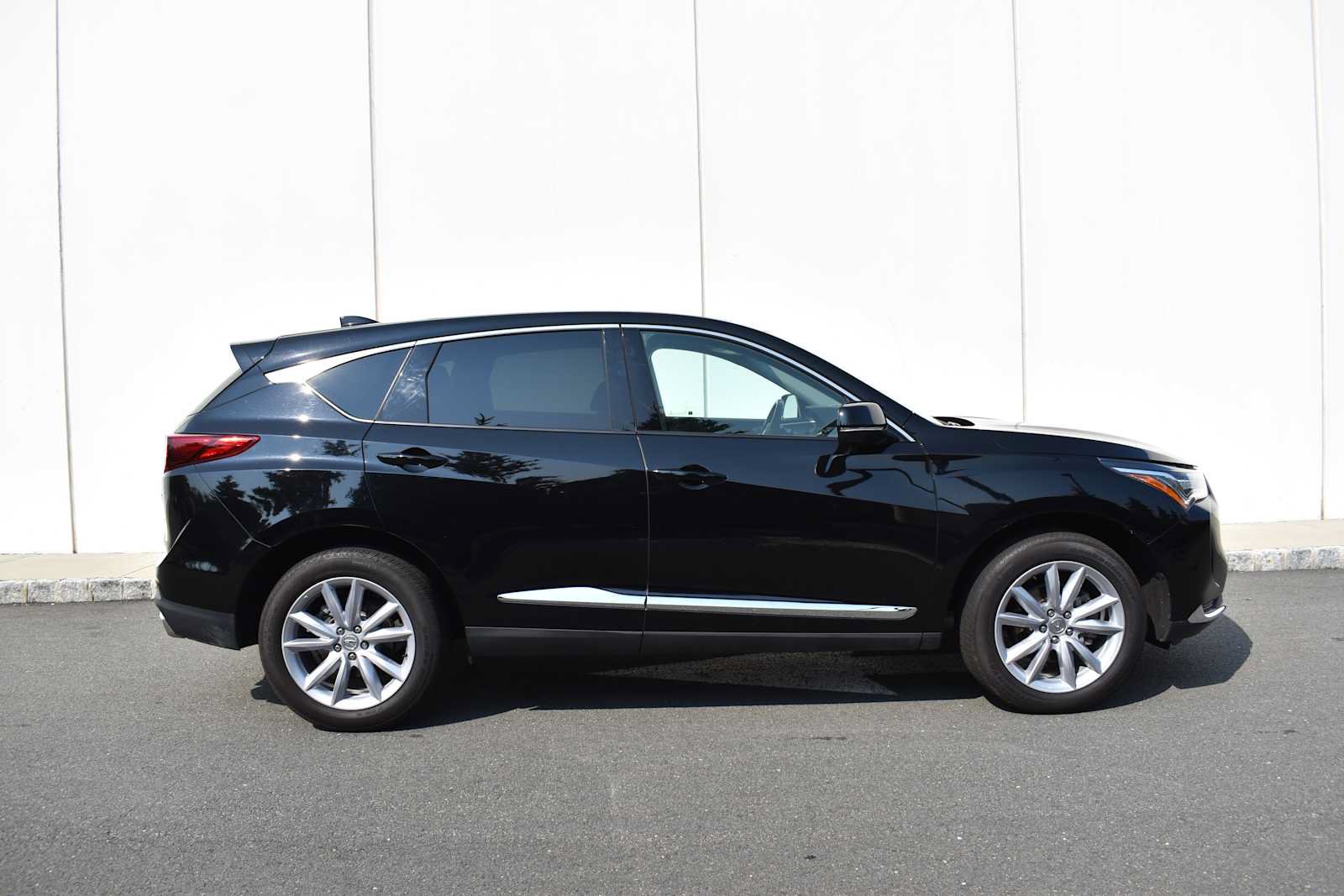 Used 2024 Acura RDX SH-AWD image 4