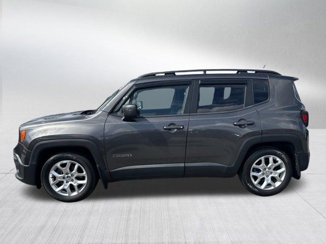 Used 2016 Jeep Renegade Latitude image 9