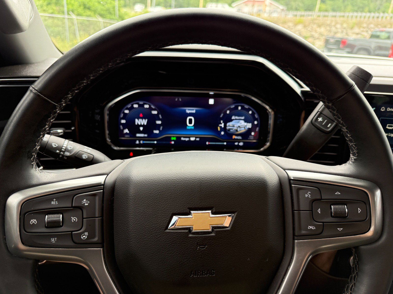 Used 2023 Chevrolet Silverado 1500 LT AWD/4WD image 24
