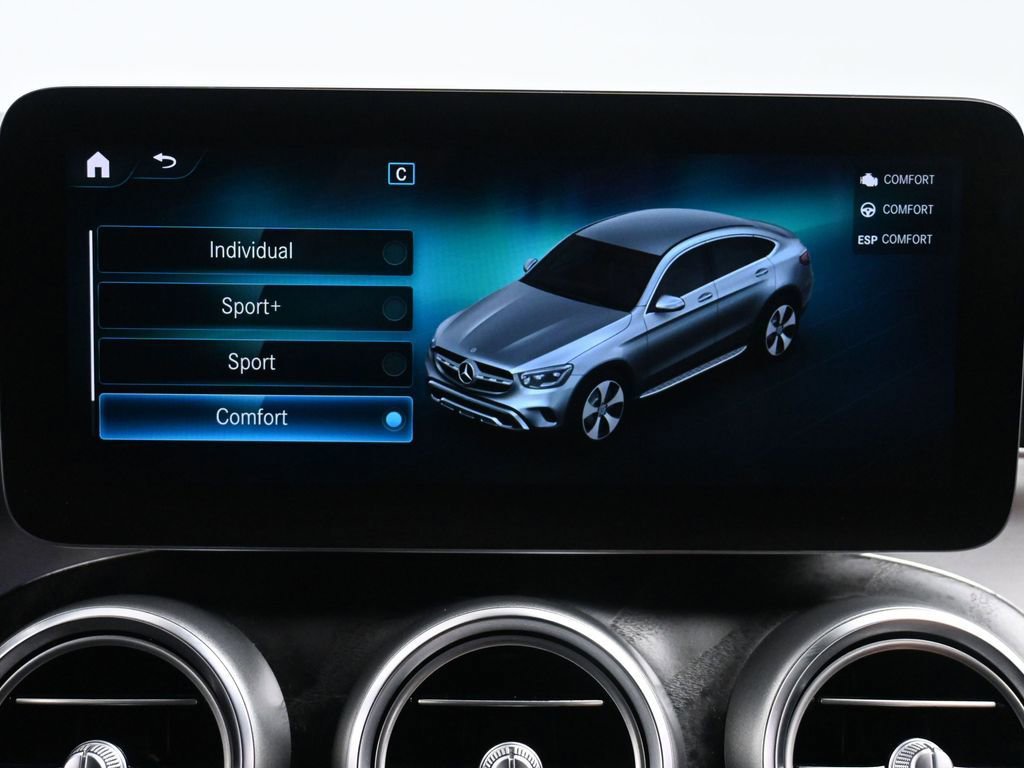 Used 2022 Mercedes-Benz GLC 300 4MATIC Coupe image 36