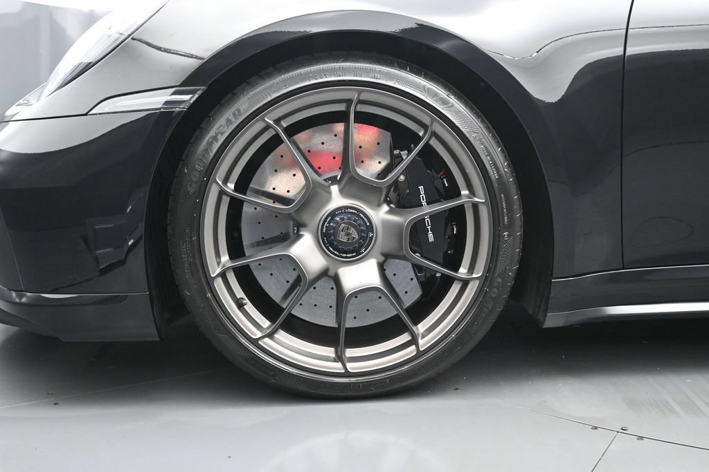 Used 2025 Porsche 911 Turbo AWD/4WD image 5
