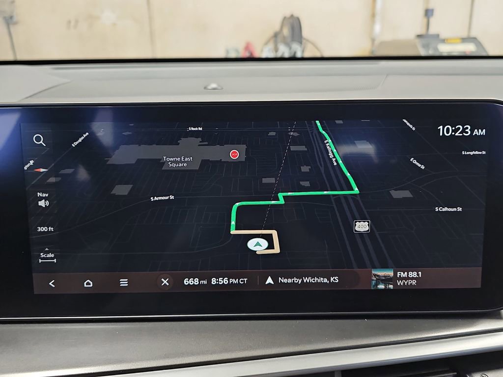 Used 2024 Kia Sorento S image 21