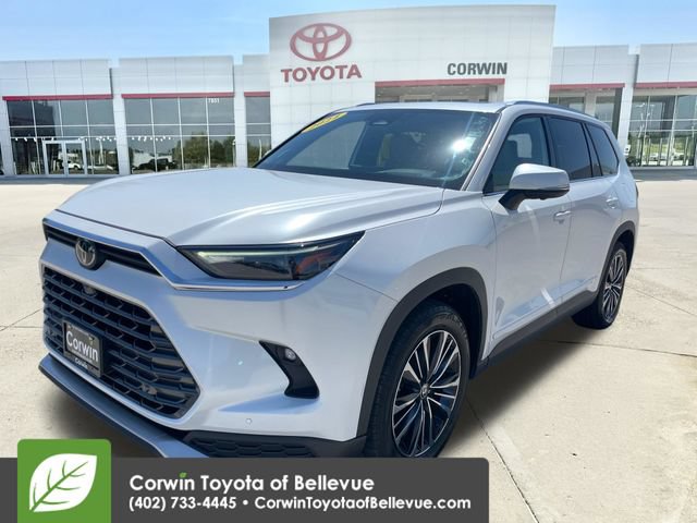 Used 2024 Toyota Grand Highlander AWD Hybrid image 7