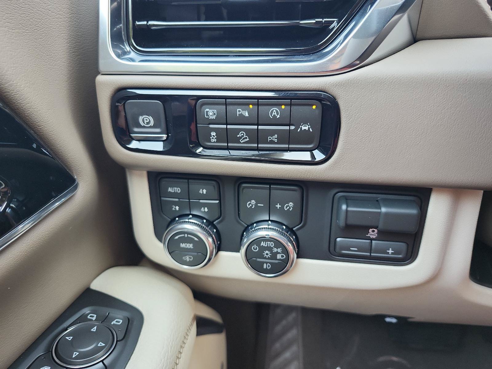 New 2026 GMC Yukon XL Denali w/ Denali Reserve Package AWD/4WD image 19