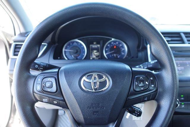 Certified 2017 Toyota Camry LE image 14