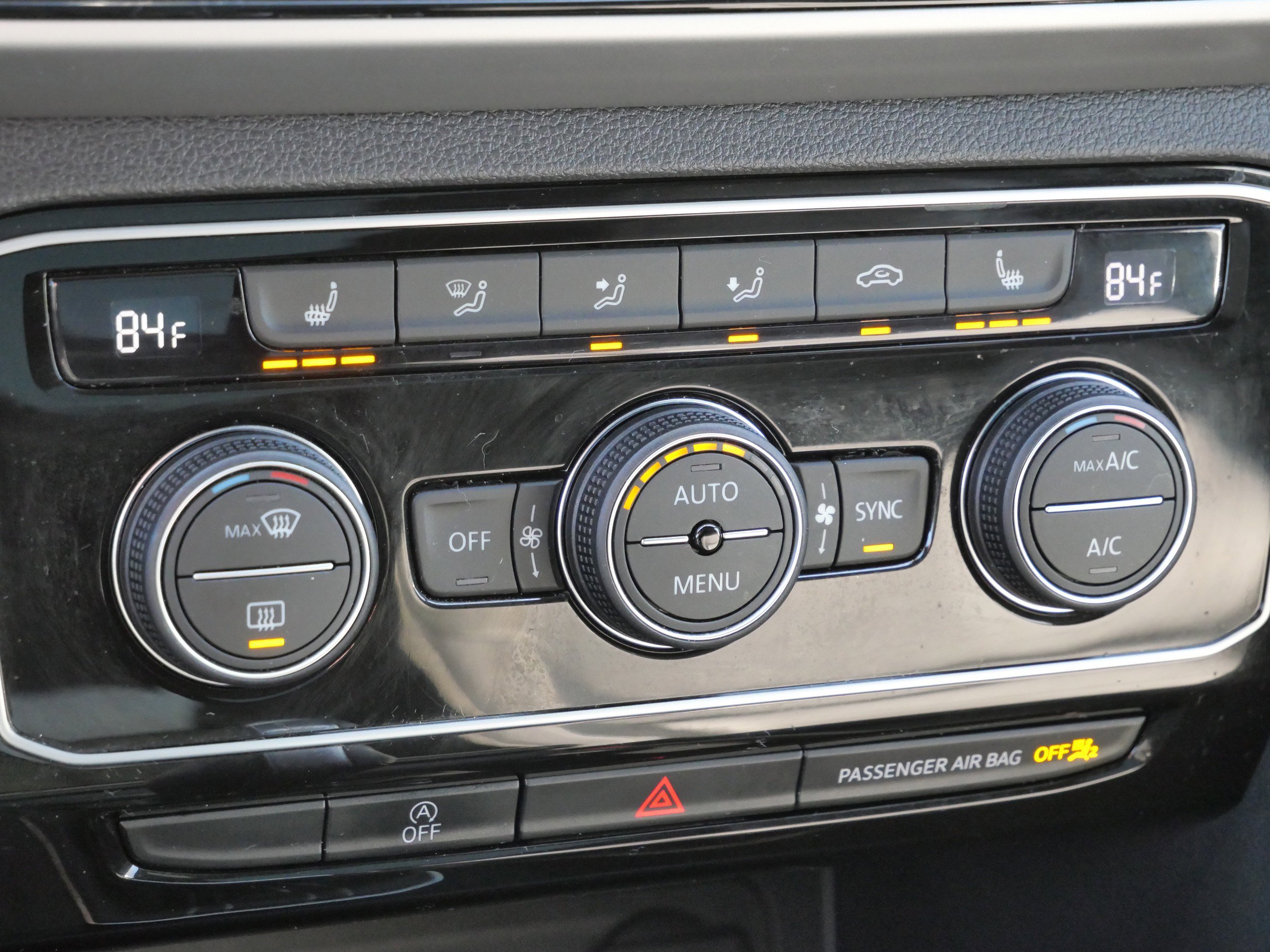 Used 2023 Volkswagen Atlas Cross Sport SEL R-Line image 24