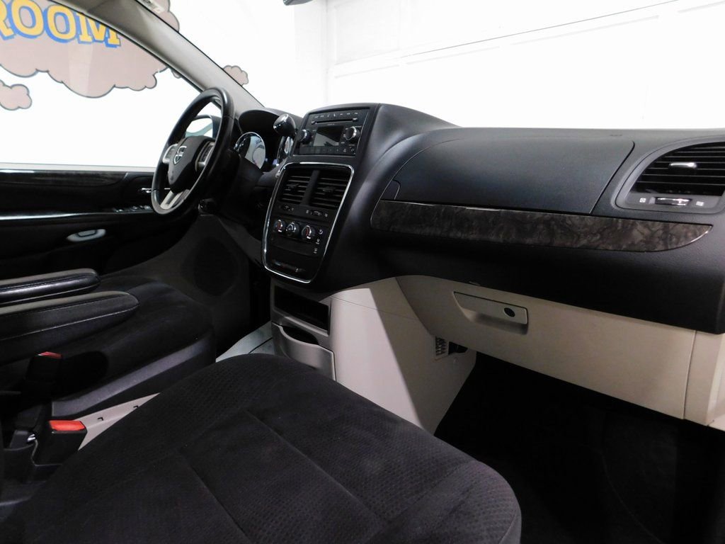 Used 2011 Dodge Grand Caravan SXT image 75
